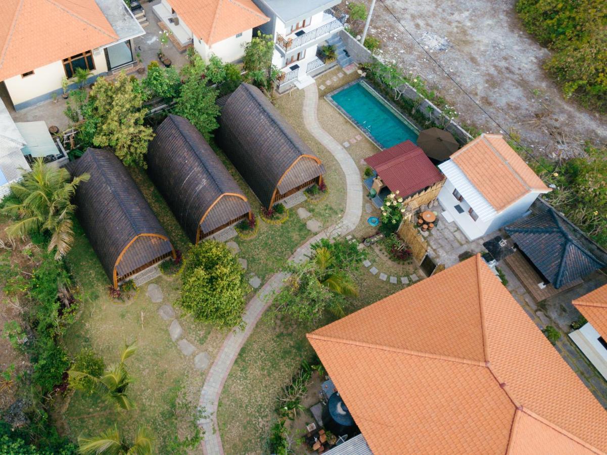 Wooden Puri Guesthouse Uluwatu Exterior foto