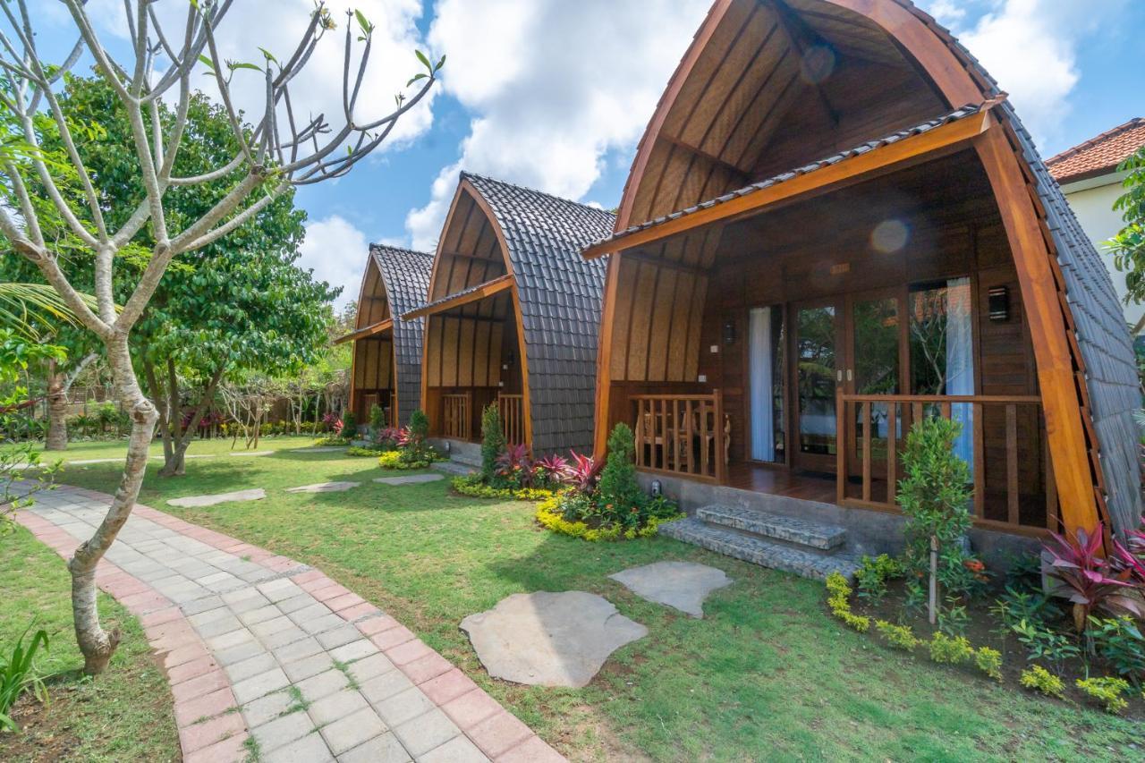 Wooden Puri Guesthouse Uluwatu Exterior foto